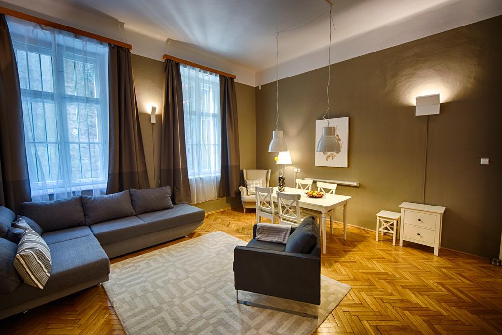 Logement Sous le Château Boedapest Buitenkant foto