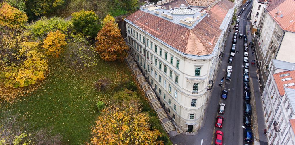 Logement Sous le Château Boedapest Buitenkant foto
