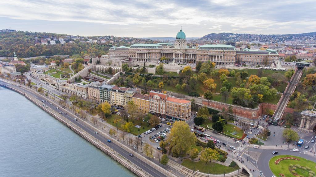 Logement Sous le Château Boedapest Buitenkant foto